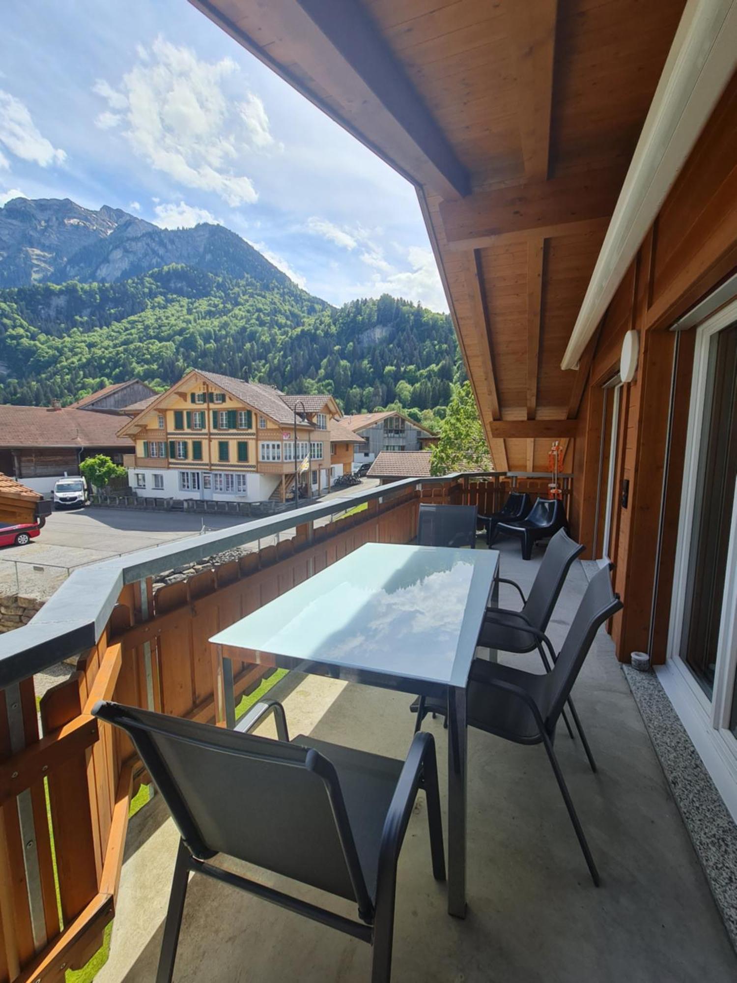 Appartement Jungfrau Penthouse - Aare Jungfrau Ag à Wilderswil Extérieur photo